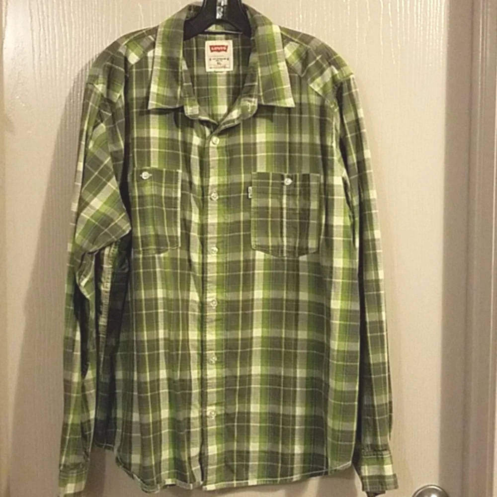 NEW Levi's brand men's button down shirt size XL